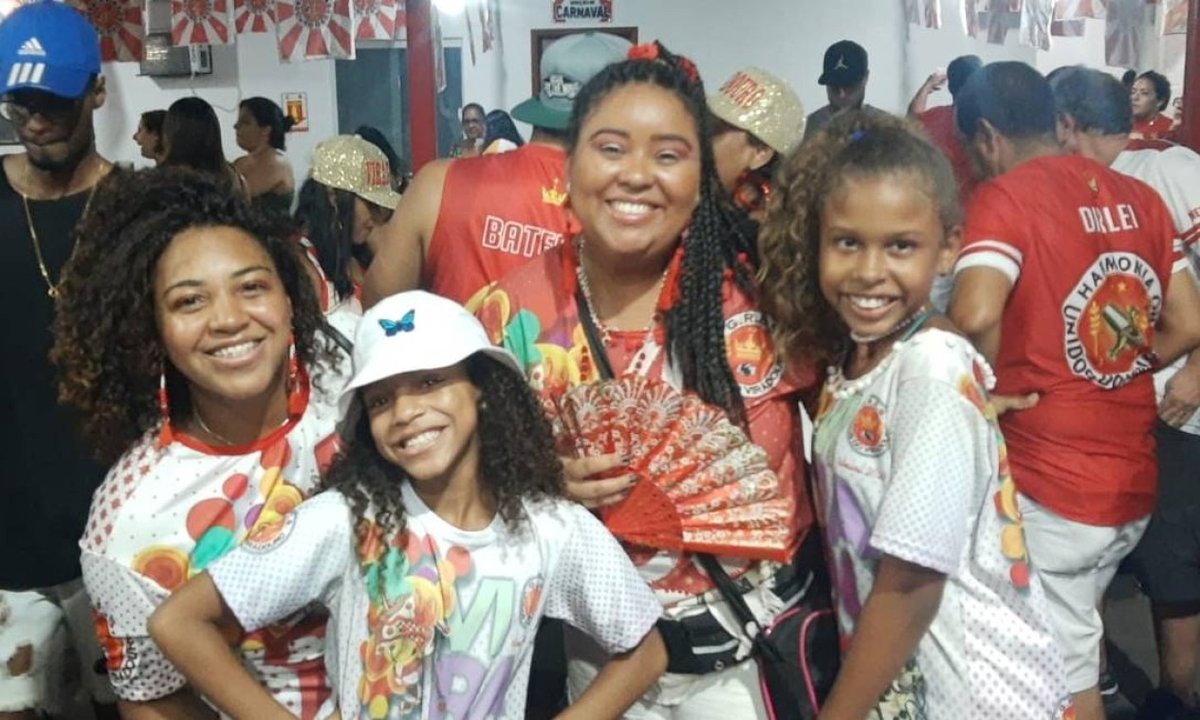 Apesar do sonho do bi frustrado, nada de baixo astral na quadra da Viradouro